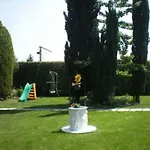 ベッド・アンド・ブレックファスト Au Jardin Fleuri サン・ジョヴァンニ・ルパトート