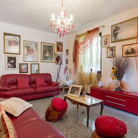 Au Jardin Fleuri San Giovanni Lupatoto