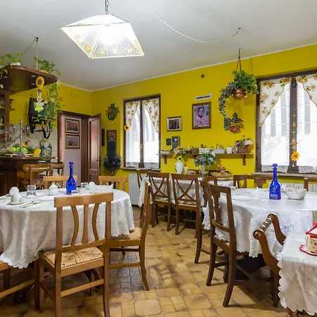 فندق مبيت وإفطار Au Jardin Fleuri