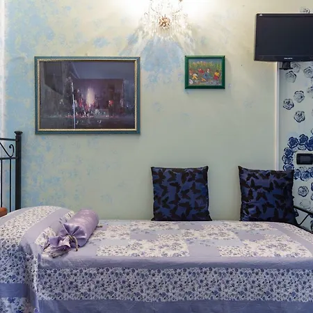 Au Jardin Fleuri Bed & Breakfast