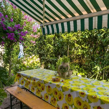 Au Jardin Fleuri 3* San Giovanni Lupatoto